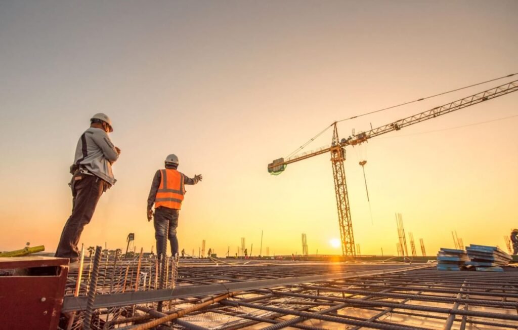Looking for a reliable construction company in Dallas? Discover how to choose contractors, check credentials & quality results